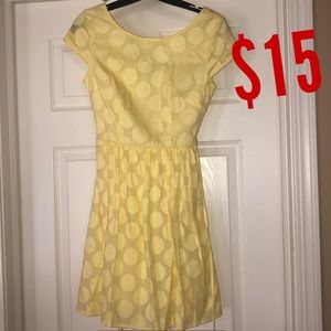 Yellow capped sleeve dress